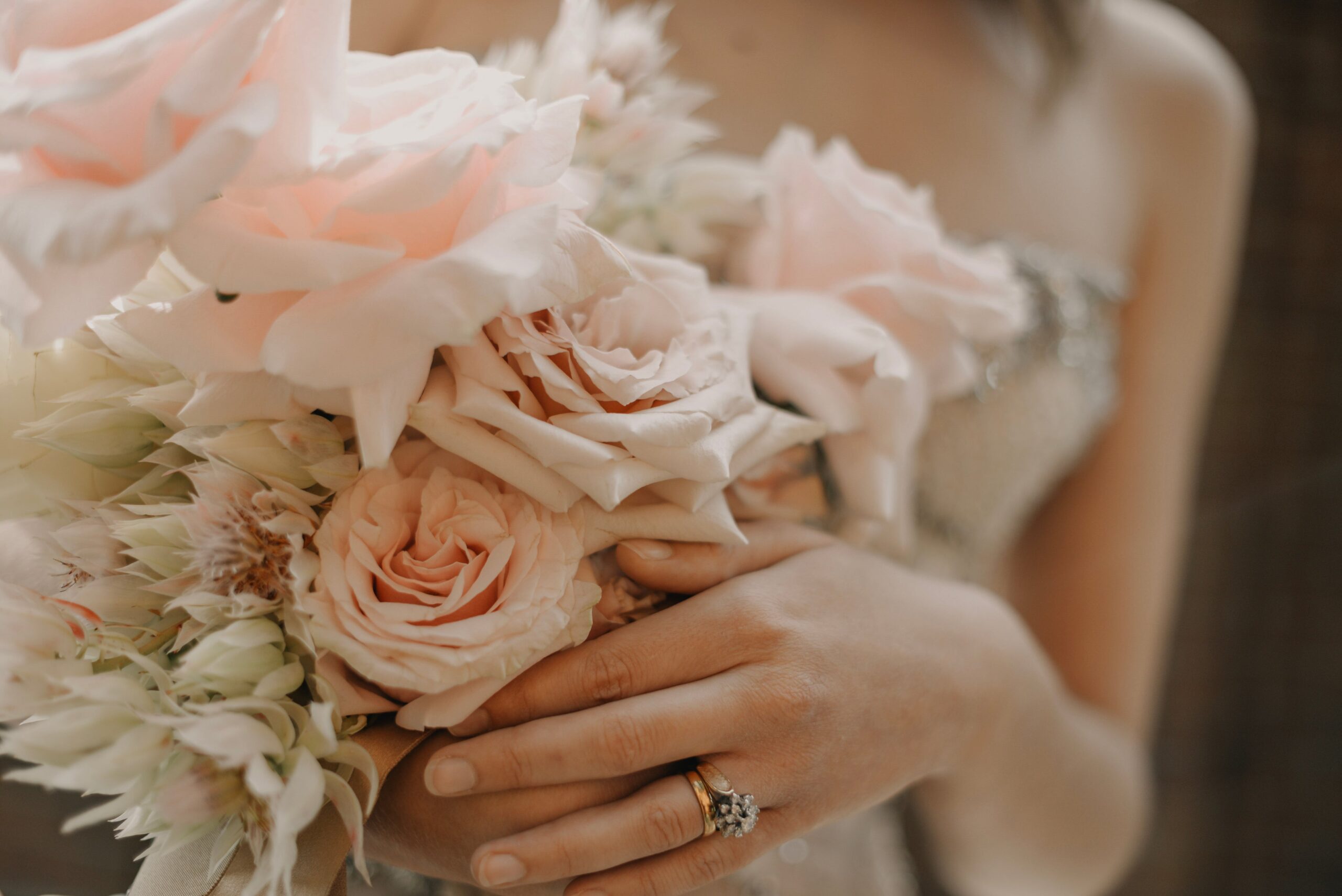 wedding-flowers-and-rings
